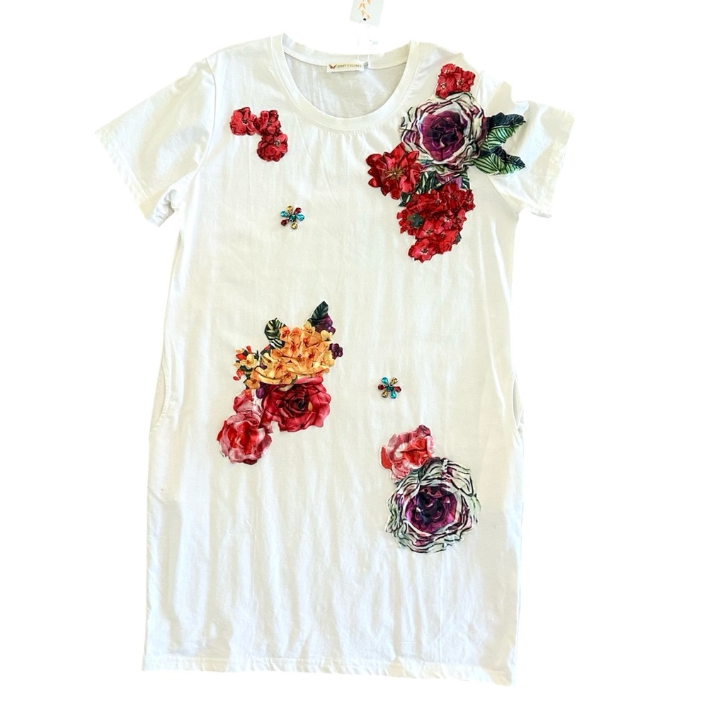 White Dress/ Tunic -  Stone & Floral Satin Appliqué. NWT - M/L